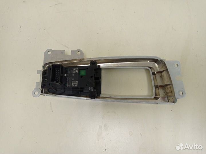 Кнопка фиксатора стояночного тормоза Bmw 5-Series