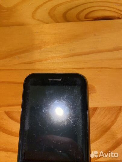 Nokia 8000 4G, 4 ГБ