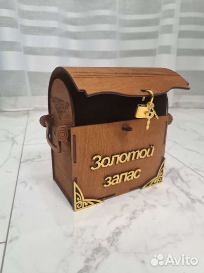 Новые деревянные копилки-сундучок с замочком