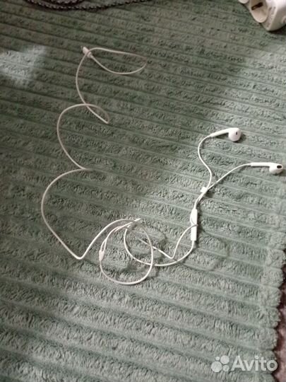 Наушники apple