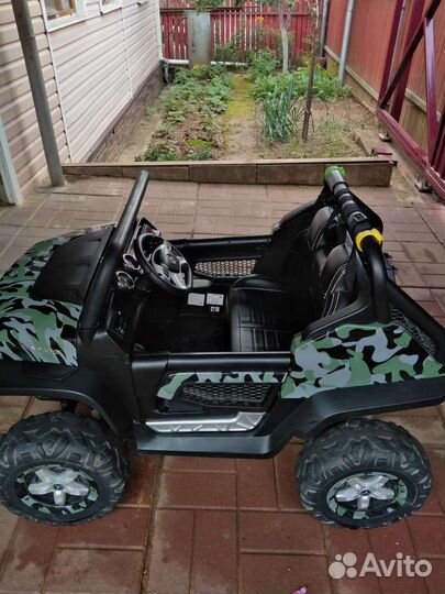 Детский электромобиль Mercedes-Benz Unimog 4WD