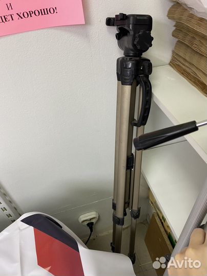 Штатив для фотоаппарата continent