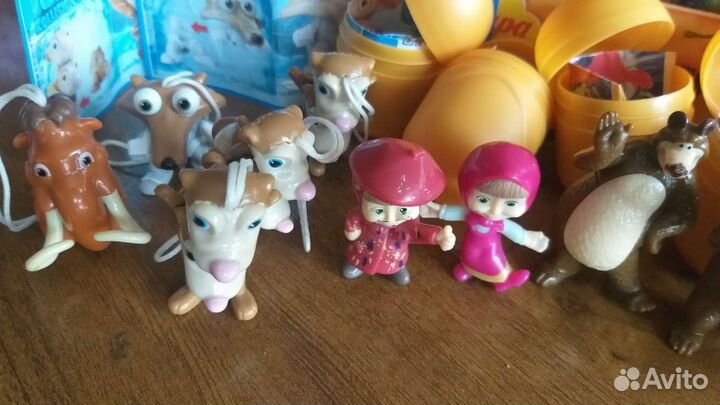 Игрушки из киндер яйц