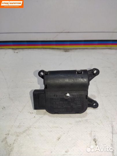 Моторчик заслонки печки Volkswagen Touareg 2003