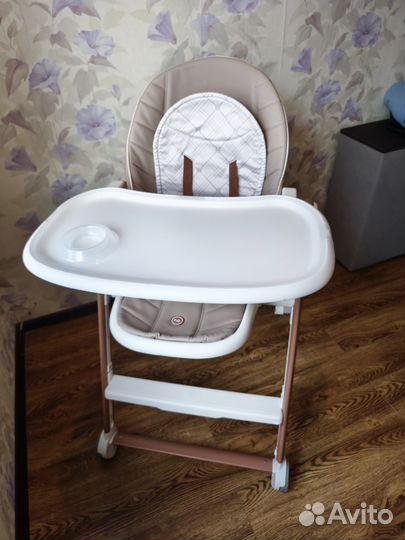 Стул для кормления Happy Baby Berny V2 Beige