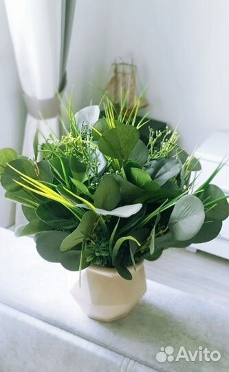 Композиция зелени искусственная трава