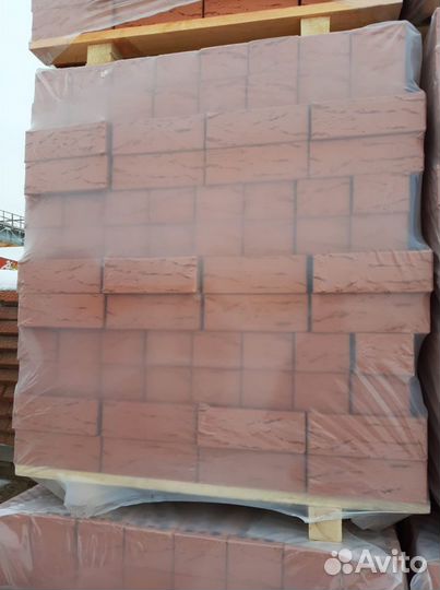 Кирпич облицовочный красный