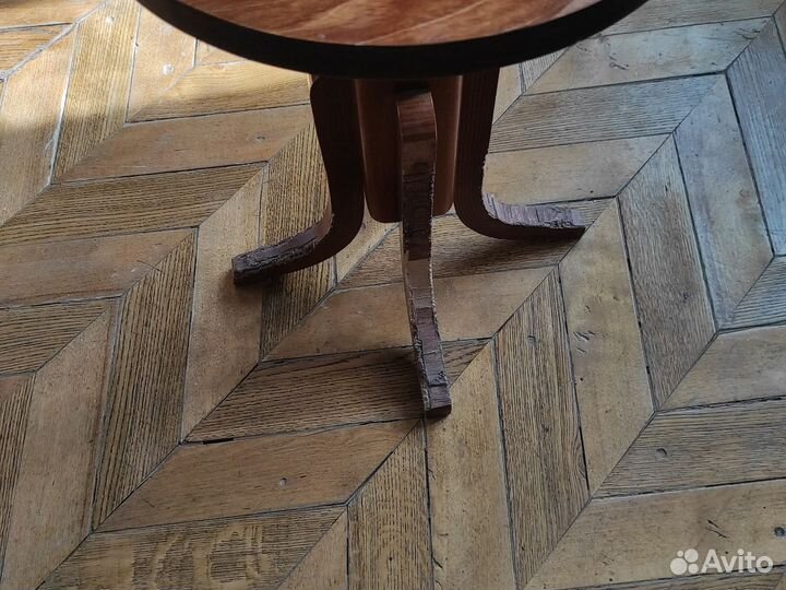 Стульчик для пианино