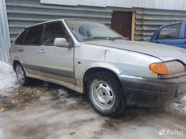 Запчасти ваз 2110 2114 2115 в разборе капот дверь