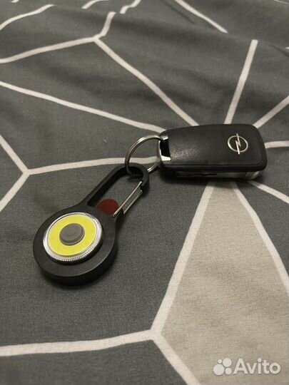 Фонарь брелок