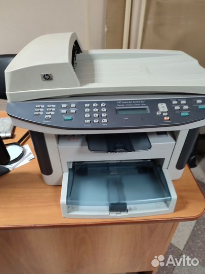 Мфу (Принтер,сканер,копир) HP LaserJet M1522NF