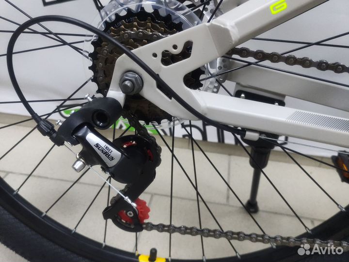 Велосипед новый 26 дюймов низкий