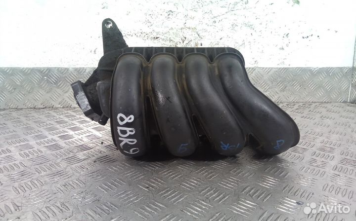 Впускной коллектор бензиновый toyota avensis T25 2