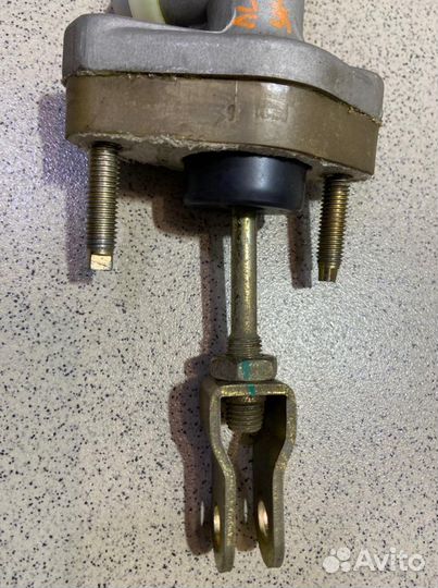 Цилиндр сцепления главный Lifan X60FL 2017 г