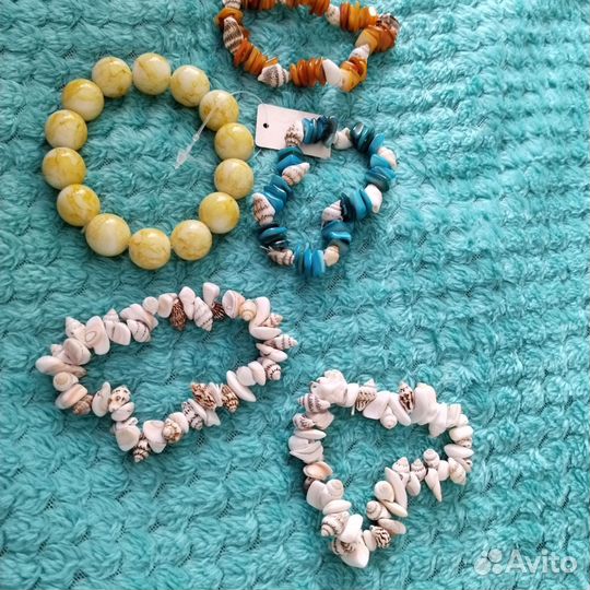 Браслет с ракушками