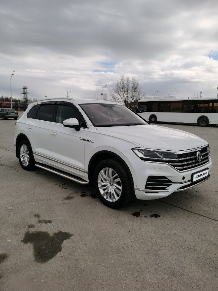 Volkswagen Touareg: фото владельца