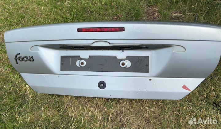 Крышка багажника на Форд Фокус