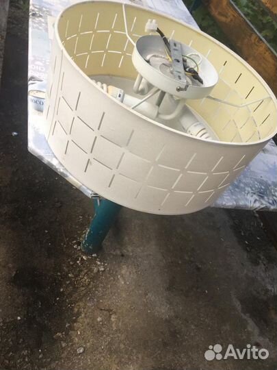 Продам люстру бу