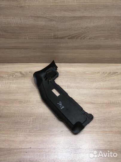 Накладка торпеды правая BMW E46