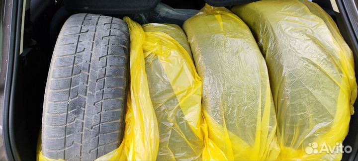 Goodyear Ice Navi 6 205/55 R17