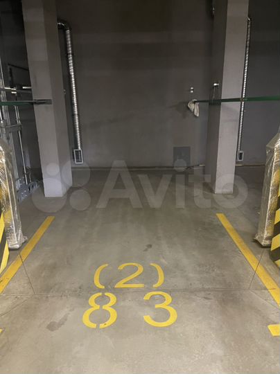 Машиноместо, 12 м²