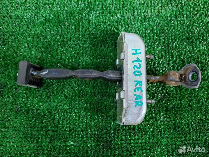 Ограничитель двери задней Toyota RAV4 A30 2007