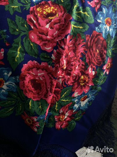Шаль распродаю коллекцию