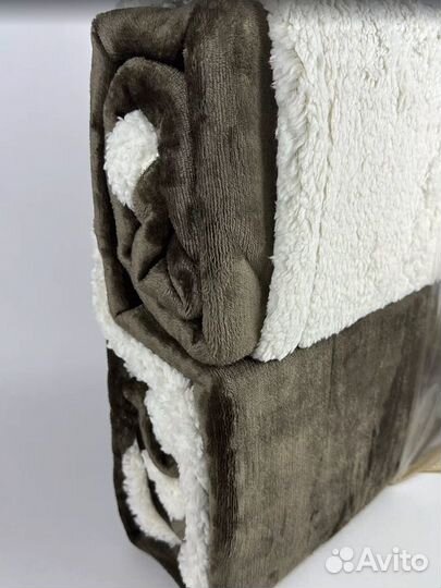 Покрывало большое пушистое