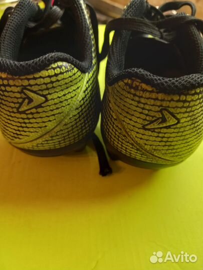 Бутсы футбольные 29