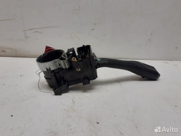 Переключатель поворотов подрулевой Audi A6 C5