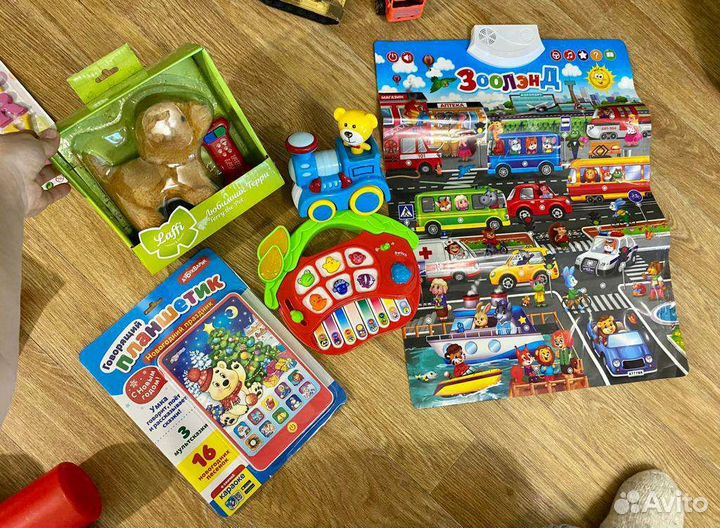 Игрушки развивающие(машинки,телефоны, конструктор)