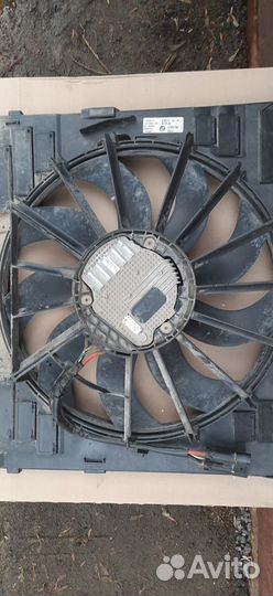 Кожух вентилятора с вентилятором BMW