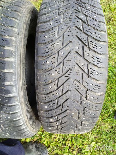 Nokian Tyres Hakkapeliitta 8 SUV 215/65 R16 102T