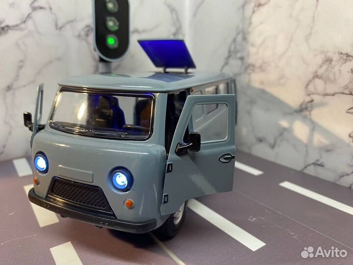 Игрушка УАЗ Буханка Серая