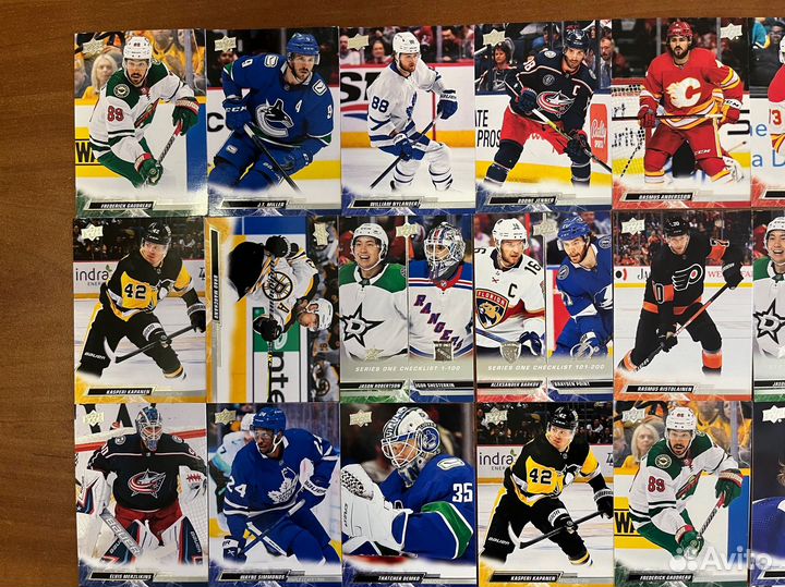 Хоккейные карточки Upper deck