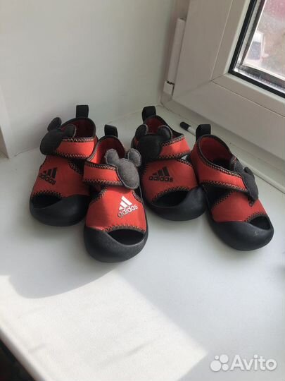 Босоножки adidas 24