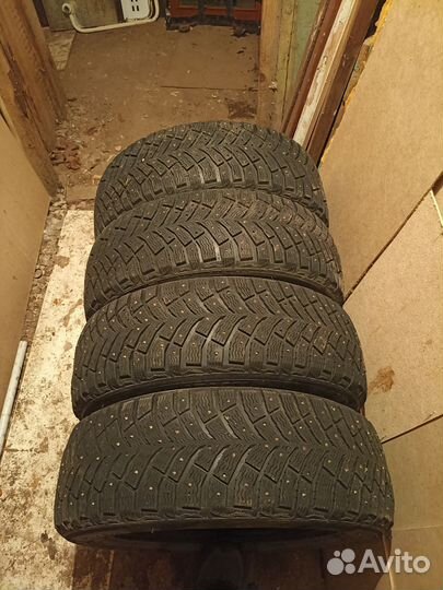 Michelin X-Ice North 4 185/65 R15