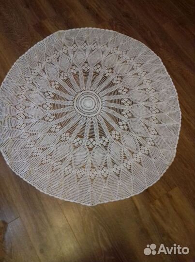 Скатерть круглая вязаная