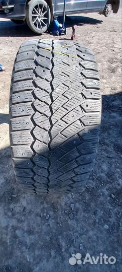 Gislaved Nord Frost 200 235/45 R18