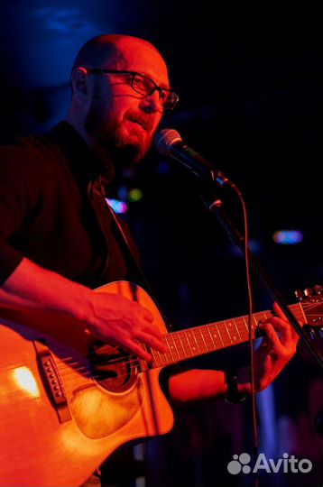 Гитарист и певец на мероприятие (читайте текст)