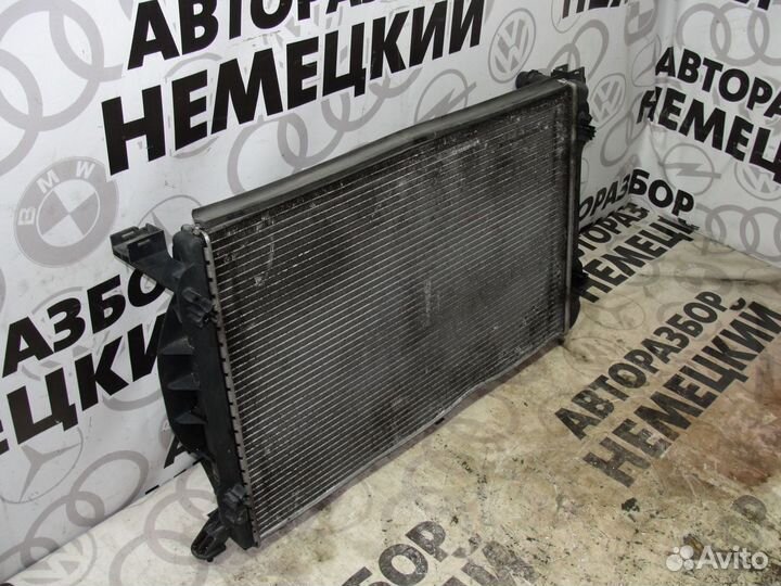 Радиатор охлаждения Audi A4 B6