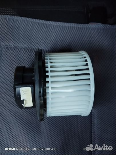 Вентилятор печки с моторчиком Nissan Tiida