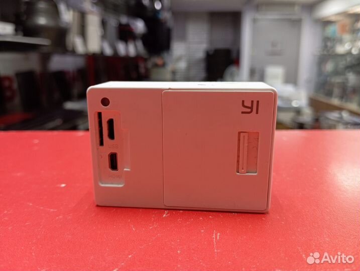 Экшн камера xiaoyi White Basic