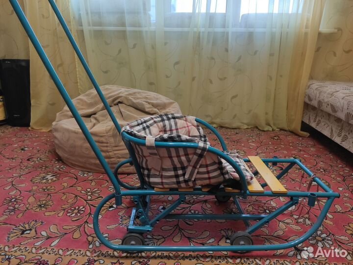 Детские санки на колесах