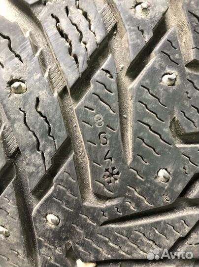 Nokian Tyres Hakkapeliitta 8 SUV 215/65 R16