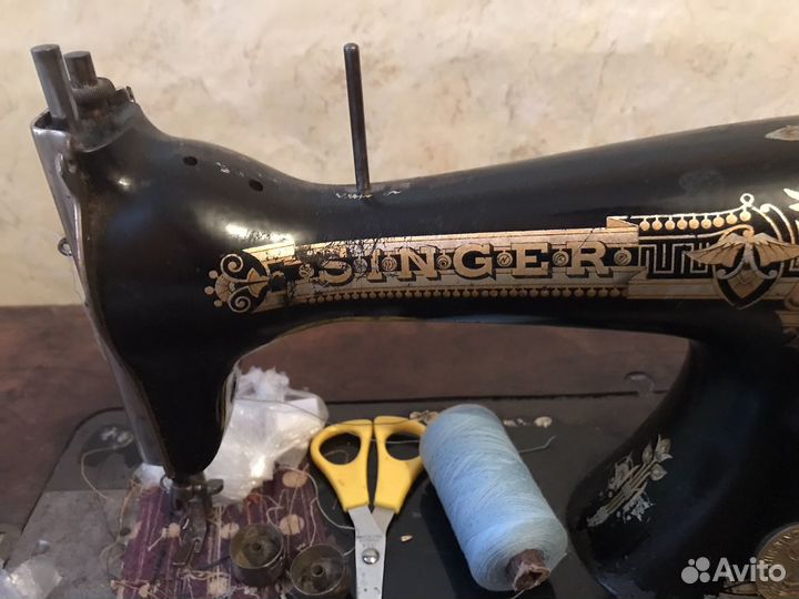 Швейная машинка singer