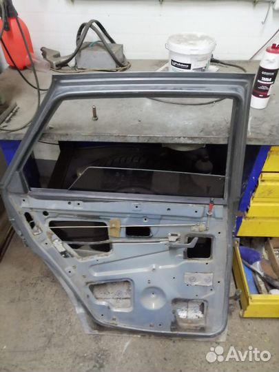 Дверь ваз 2112