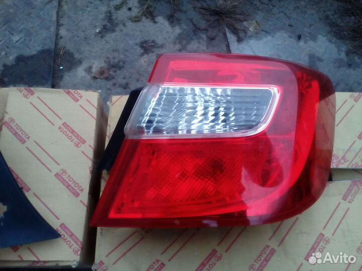 Задние фонари toyota camry 50-ый кузов