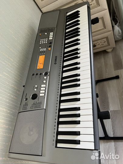 Синтезатор yamaha PSR R300