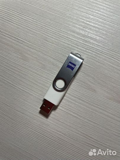 Флешка usb 16gb Zeiss